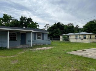 4 Ellis Dr, Pensacola, FL 32507