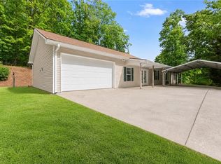 398 Gold Ridge Rd, Dahlonega, GA 30533