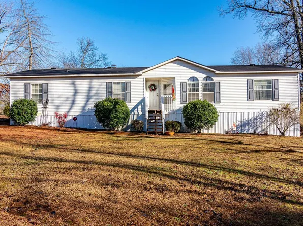61 Red Coat Dr, Cowpens, SC 29330