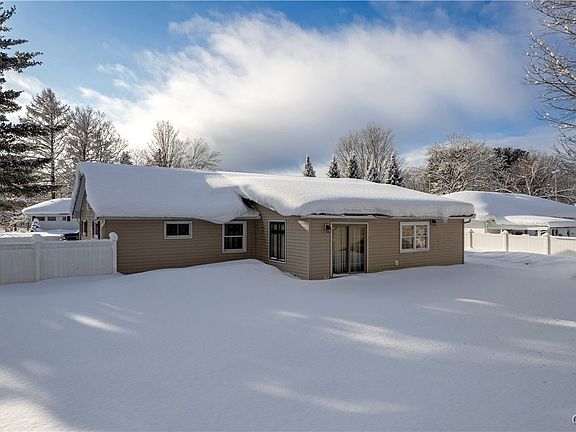 3rd image of 6349 Anderegg Dr