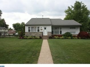 312 Juniper Dr, Cherry Hill, NJ 08003