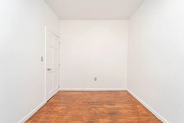 Rented by Modern Spaces | media 10