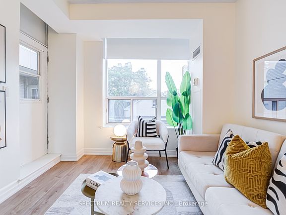 2nd image of 70 Alexander St #301