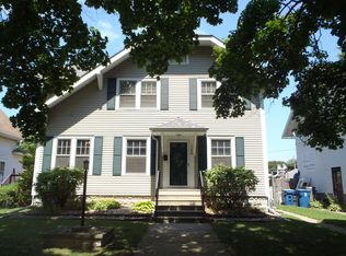 758 E Benton St, Morris, IL