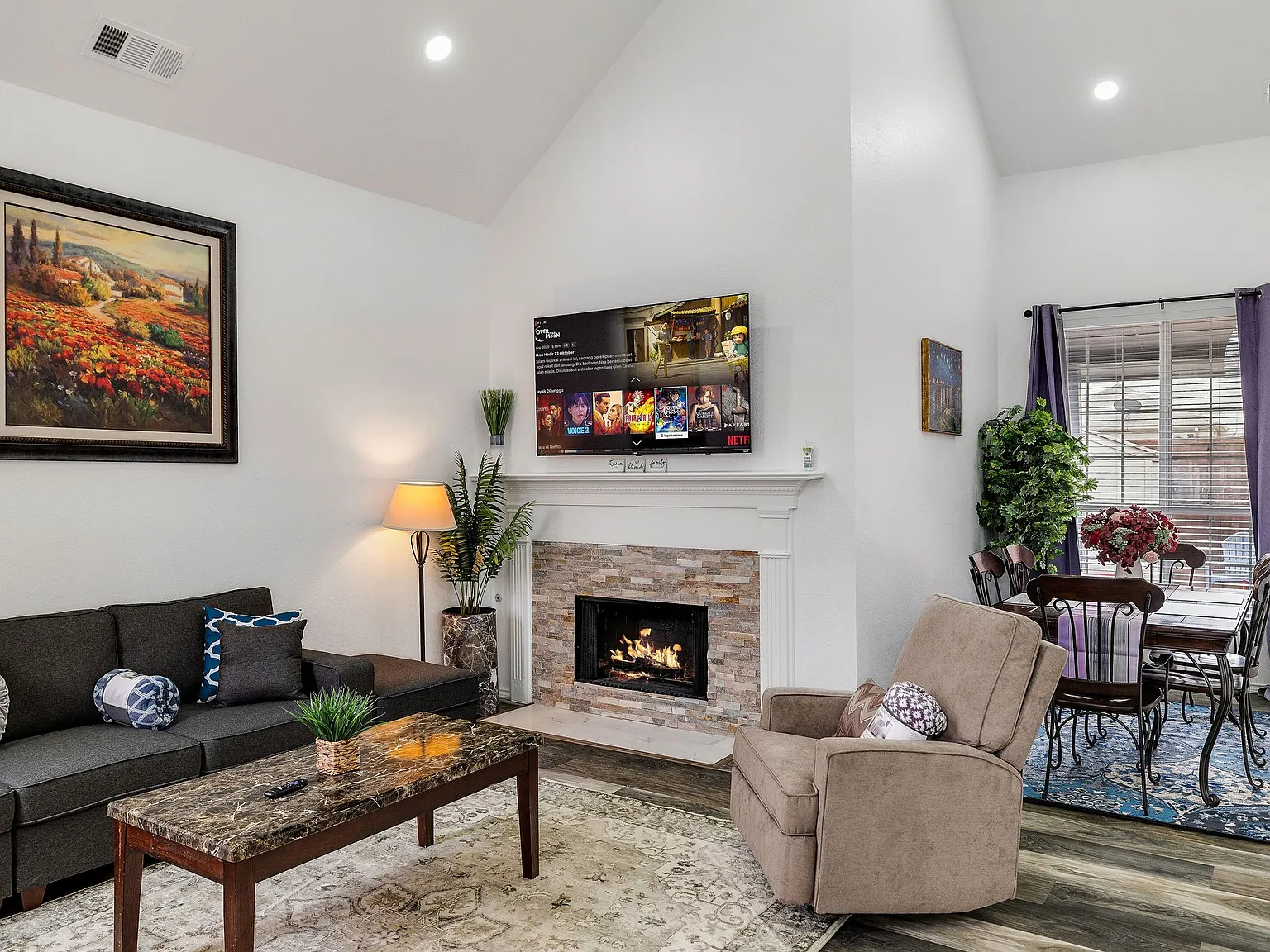 10217 Burgundy Dr — Photo 3
