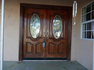 653 Townsite Dr, Vista, CA 92084