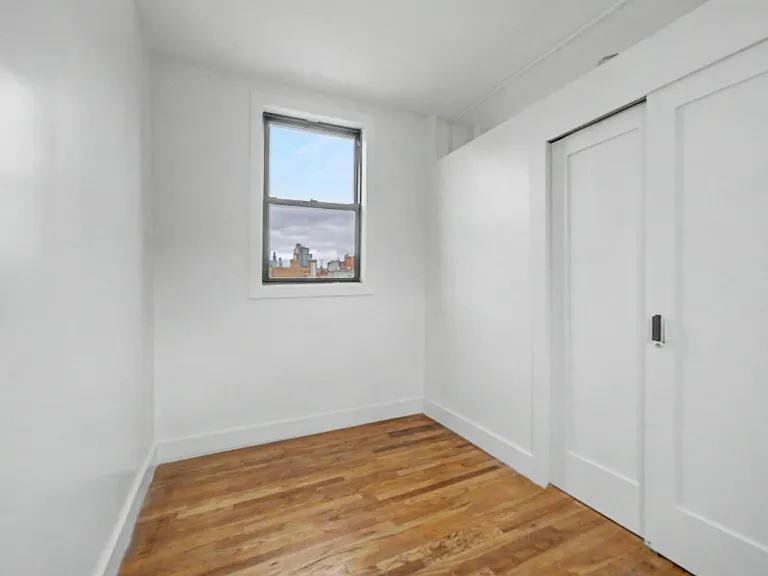 221 Mott St #PHB — Photo 7
