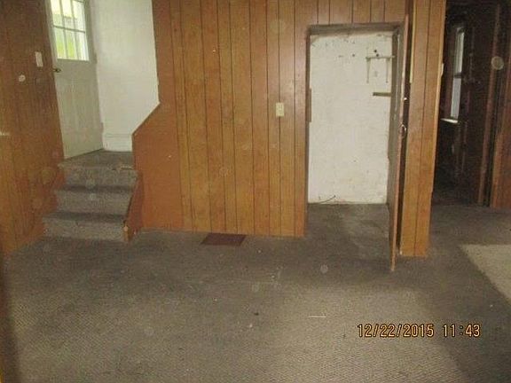 5th image of 625 Catalpa St