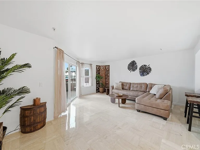1200 Pacific Coast Hwy #327 — Photo 5