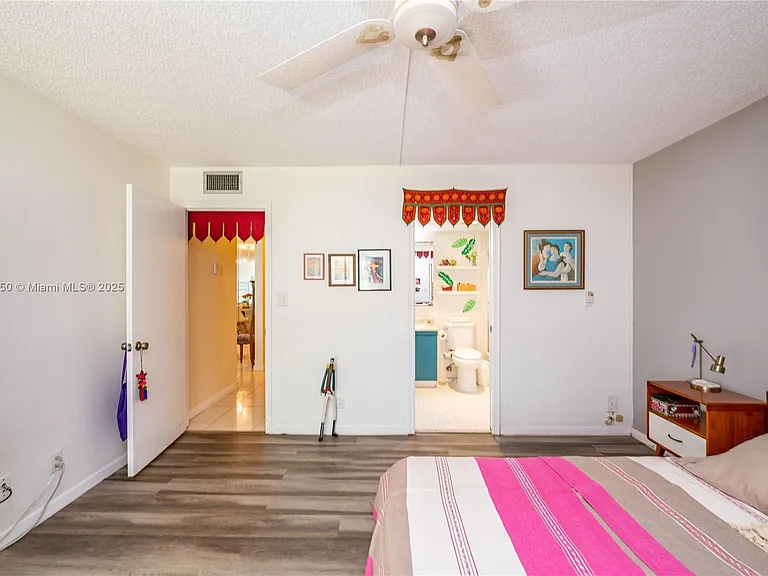 2101 Lucaya Bnd #C1 — Photo 19