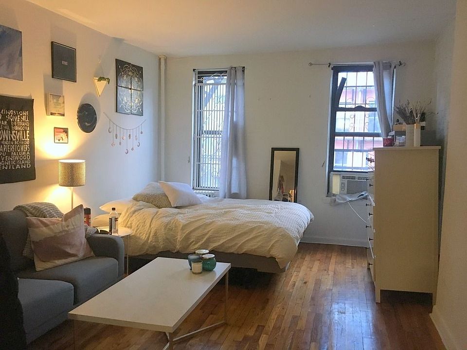1st image of 428 W 46th St APT 3D