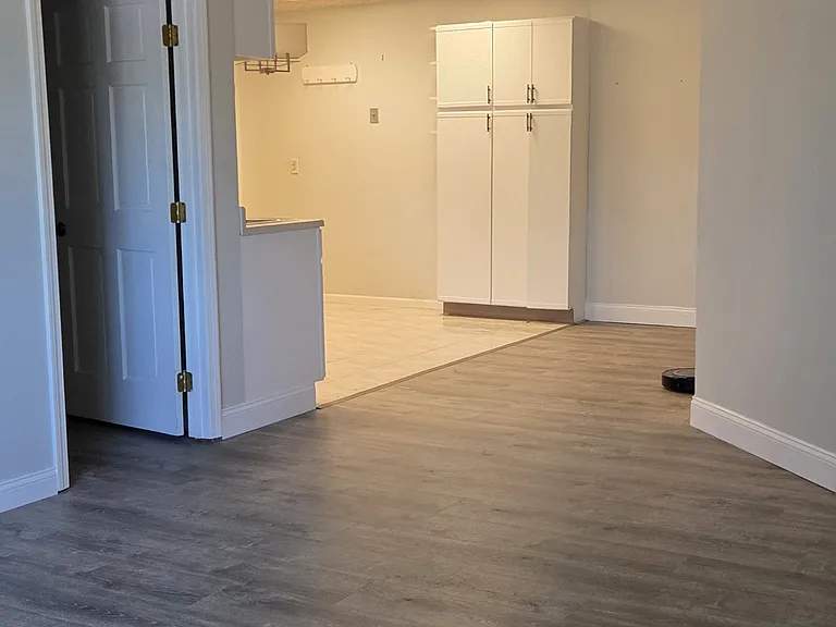 1535 Smith St #4 — Photo 5