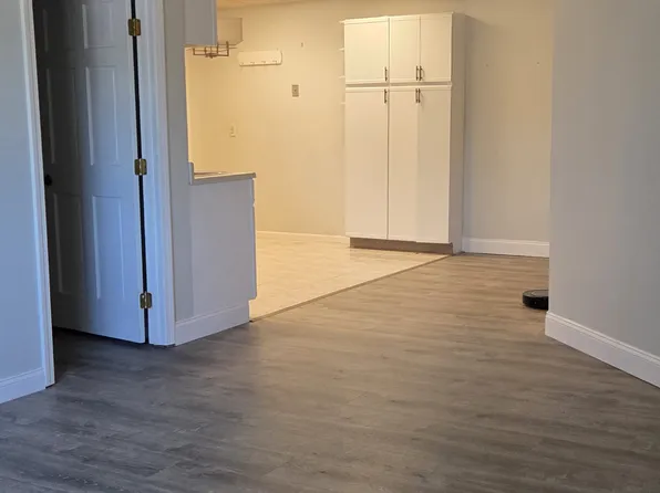 1535 Smith St Unit 4, North Providence, RI 02911