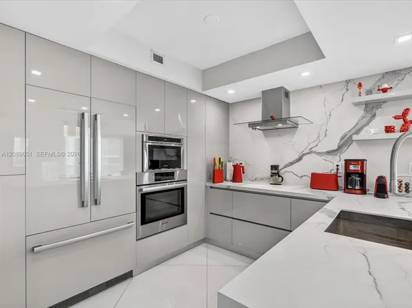 250 Sunny Isles Blvd #31004, Sunny Isles Beach, FL 33160