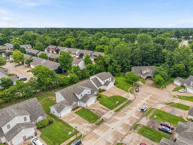 5004-5006 Betty Jean Way — Photo 34