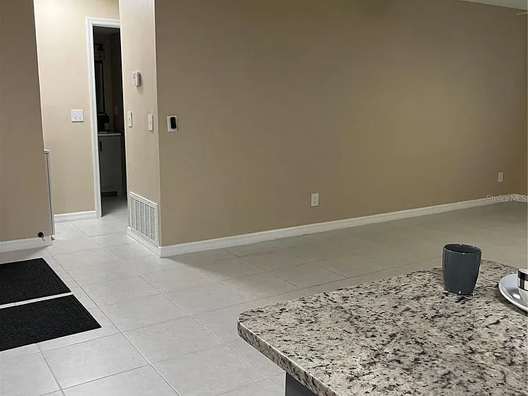 211 Thorn Tree Pl — Photo 16