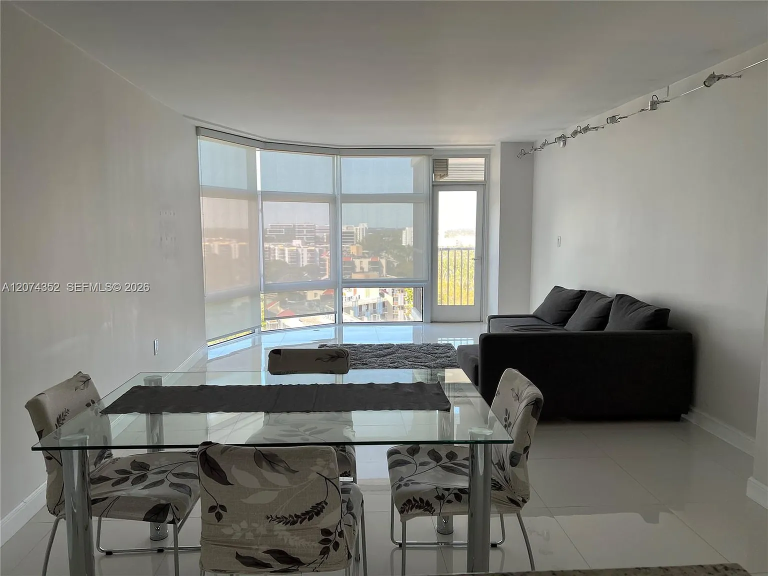 Bonavista Condo — Photo 3