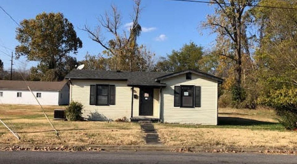 1st image of 815 Caldwell St