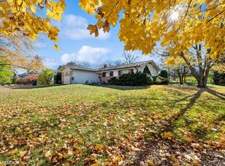 650 Old Elm Rd, Highland Park, IL 60035