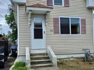 514 Branch Ave, Providence, RI 02904