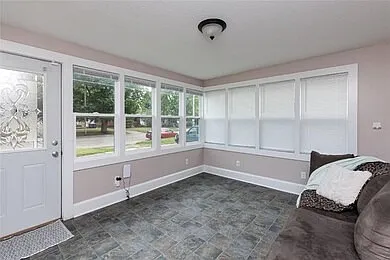 3 bed, 1636 sqft, $1,799 — Photo 4