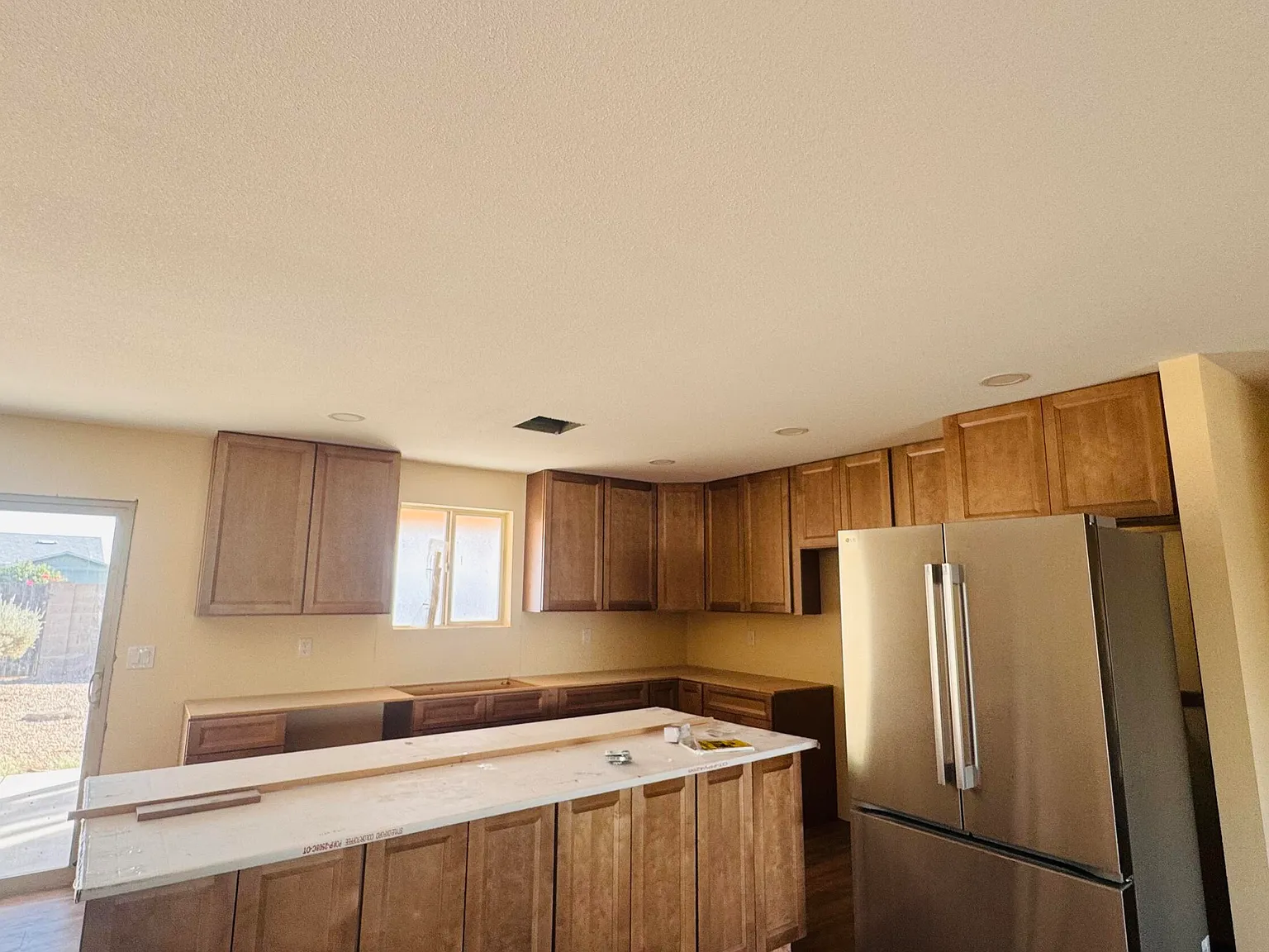3 bed, 2.0 bath, 1380 sqft, $2,699 — Photo 4