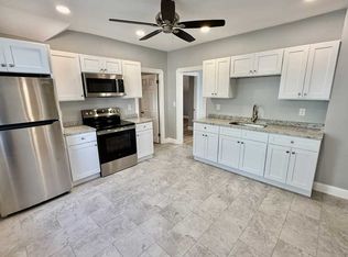 72 Daniels St FLOOR 3, Pawtucket, RI 02860