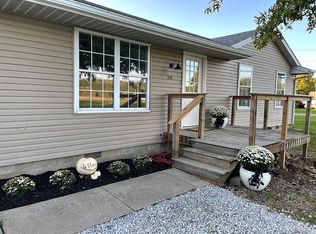 5230 Boltz Rd SE, New Philadelphia, OH 44663