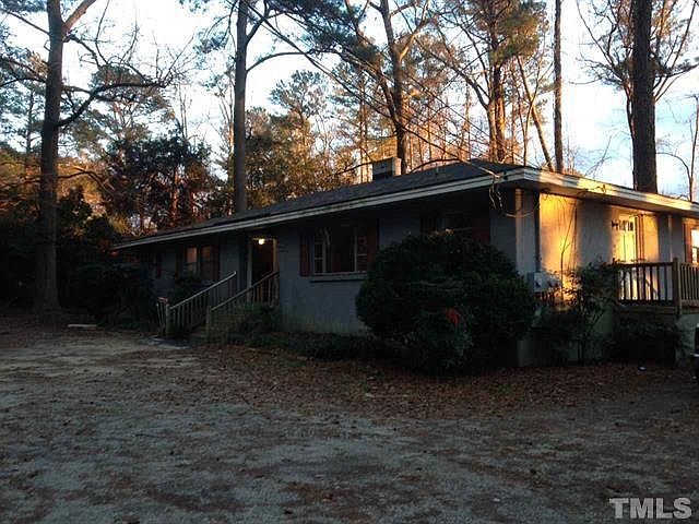 2nd image of 714 Woodland Rd