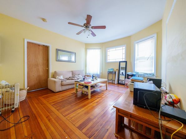 41 Derby St #1, Somerville, MA 02145