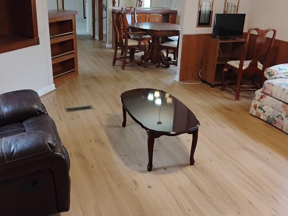 2nd image of 3336 Craig Ln