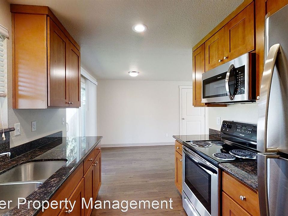 1st image of 17404 8th Avenue Ct E