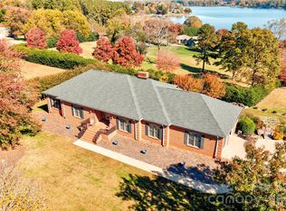 2207 Peninsula Ave, Shelby, NC 28150