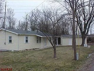 9326 Valley Ln photo 1