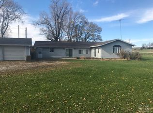 12 S 6th St, Coin, IA 51636