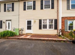 725 Renner Rd, Wilmington, DE 19810