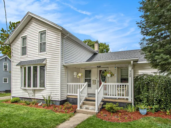 320 W Franklin St, Otsego, MI 49078