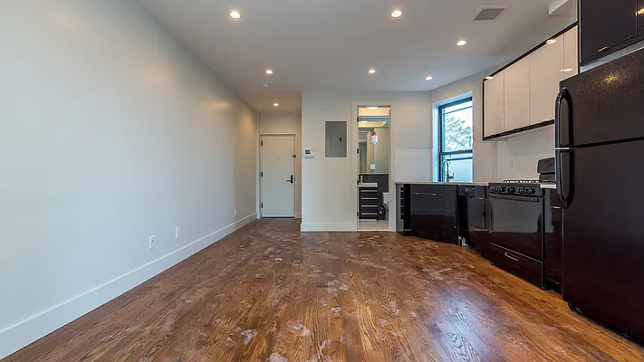 Rented by Nooklyn NYC LLC | media 3