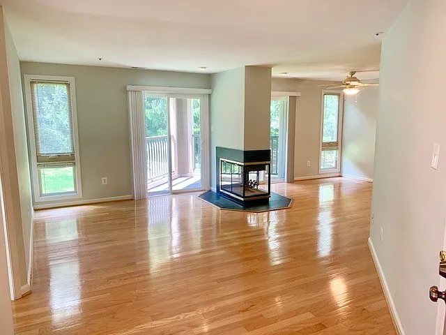 Beautifully Updated 2BR/2BA Dorsey Hall Condo with Bonus Loft — Photo 3