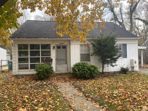 10731 Troy St, Oak Park, MI 48237