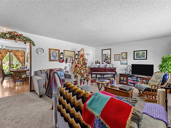 5th image of 128 N Robey St