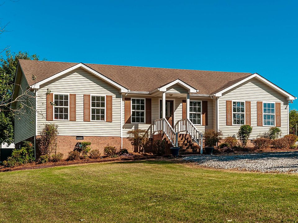 1st image of 531 Governor Hall Rd