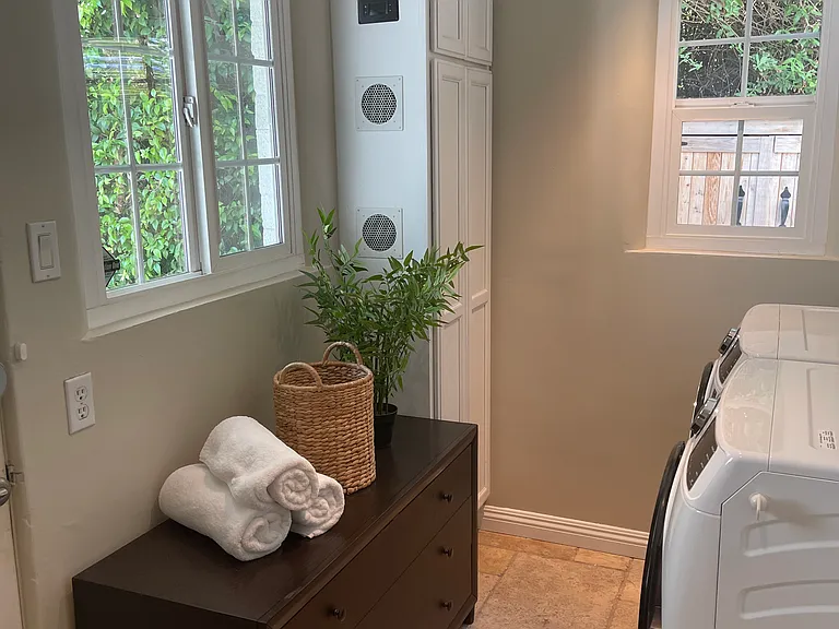 16633 Oak View Dr — Photo 19