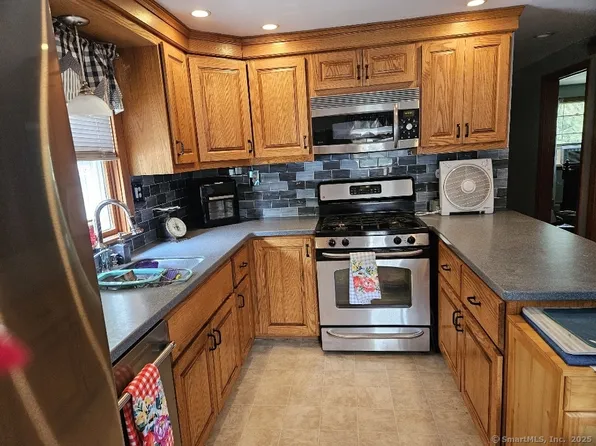 150 Mathew Road, Winchester, CT 06098