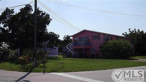 2nd image of 147 School St