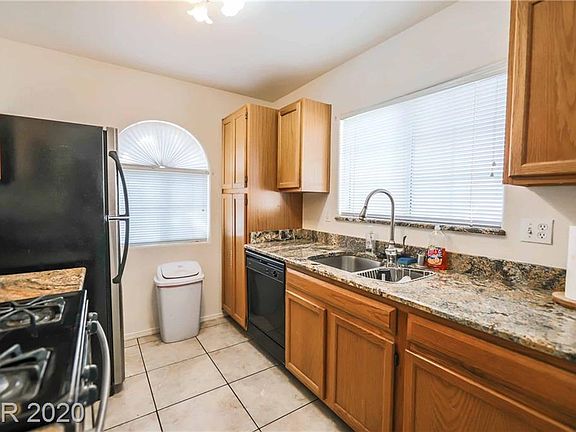 5th image of 3400 Winterhaven St Unit 104
