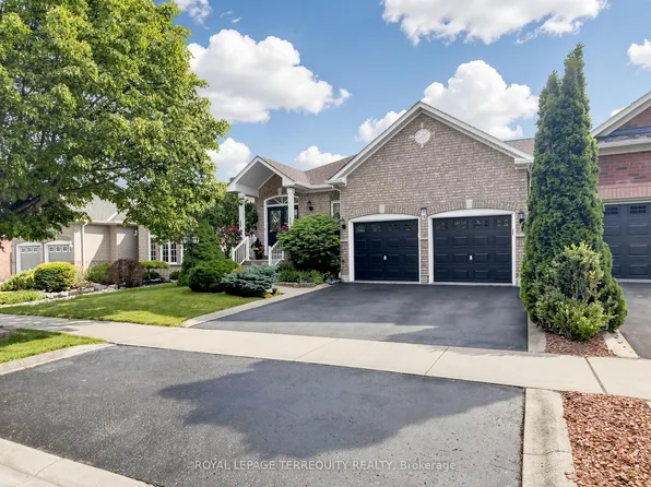 19 Johnson Cres, Halton Hills, ON L7G 6C9