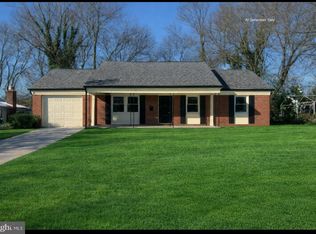 42 Tipton Ln, Willingboro, NJ 08046