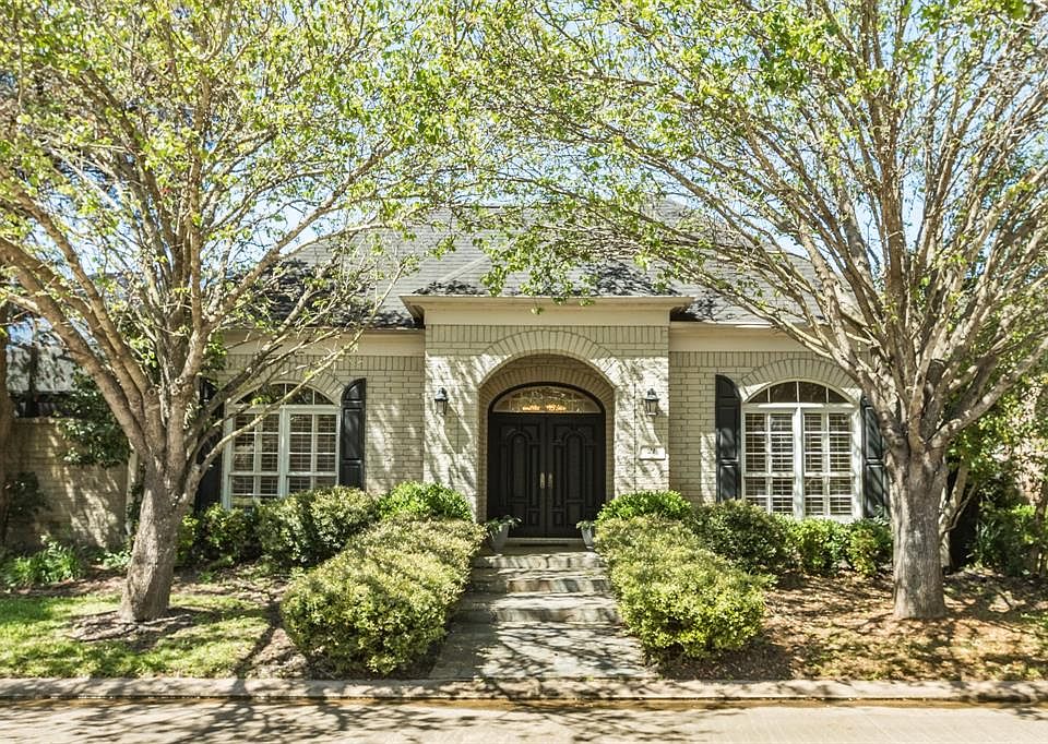 1st image of 21 Heritage Oak Ct