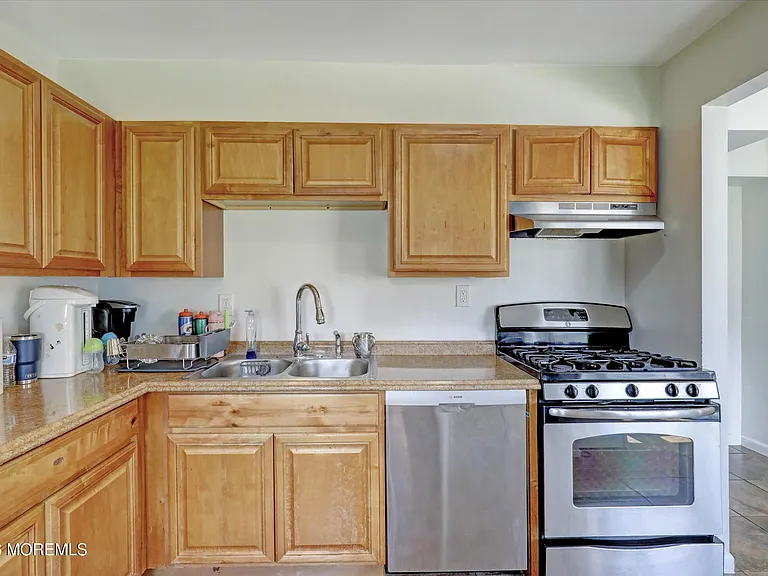 265 Norgrove Ave — Photo 13